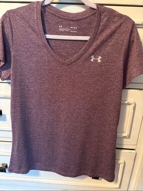 Under Armour Women's V-Neck Short Sleeve Tee - Heather Maroon